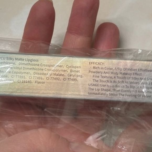 Lip Gloss - Iridescent Sheen Cokor #5 NWOT - Picture 4 of 6